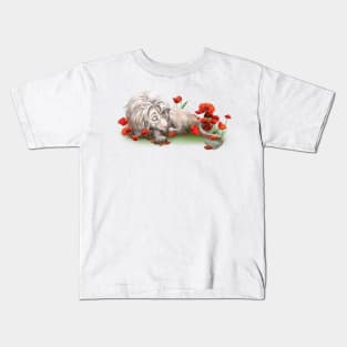 White lion sleeps in a poppy field Kids T-Shirt